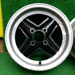REVOLUTION 4 Spoke Classic 13x6j / 13x7j +15 -14 4x101.6 CB