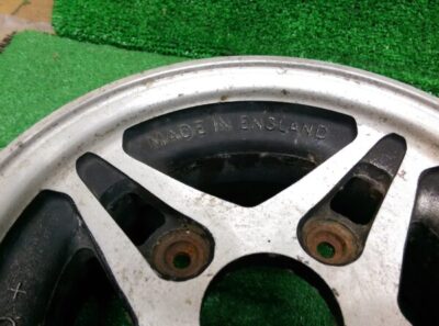 100+ ENGLAND Alloys 10x5j +15 4x110 CB