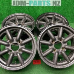 BLACK RACING 14x6.5j +25 4x114.3 CB