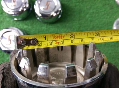 NISSAN SKYLINE R30 Factory CENTER CAP x4