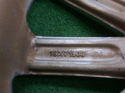 COSMIC JAPAN VENERDi ZWINGER 18x7.5j +48 5x114.3 CB