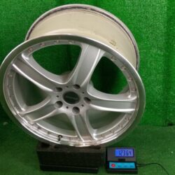 LIUFENG STRIDER 5 Spoke 18x8.5j +30 / 18x9.5j +38 5x114.3 CB