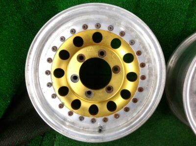 EPSILON JAPAN 3 Piece 15x6j +23 6x139.7 CB