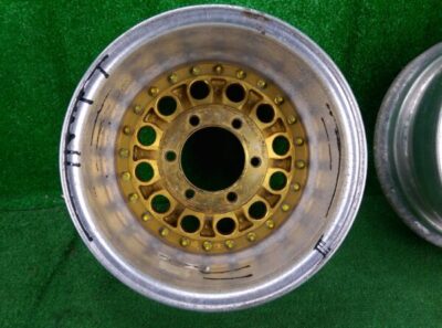 EPSILON JAPAN 3 Piece 15x6j +23 6x139.7 CB