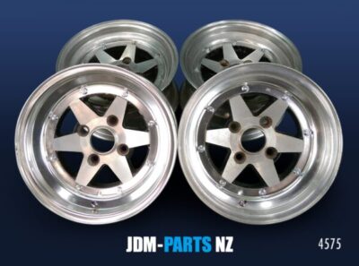 SSR SPEED STAR Longchamps XR-4 14x6.5j +8 / 14x7j +15 4x114.3 CB