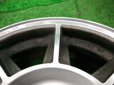 HAYASHI RACING STREET V 15x5j +37 / 15x5.5j +27 4x130 CB