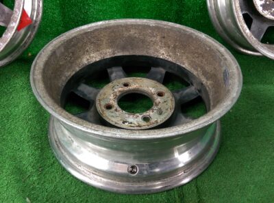 HAYASHI RACING STREET V 15x5j +37 / 15x5.5j +27 4x130 CB