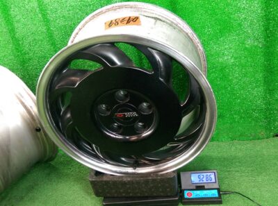 CHEVROLET CORVETTE C4 FACTORY 17x8.5j / 17x9.5j +56 5x120.65 CB