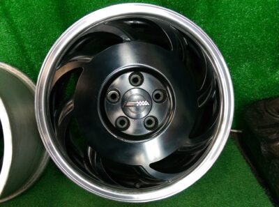 CHEVROLET CORVETTE C4 FACTORY 17x8.5j / 17x9.5j +56 5x120.65 CB