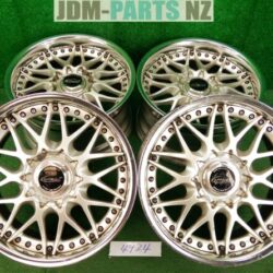 ARROW Enterprise Gewalt Racing Mesh 3piece 17x8j +34 / 9j +38 4/5x114.3 CB