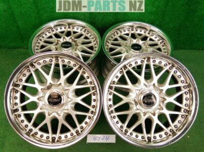 ARROW Enterprise Gewalt Racing Mesh 3piece 17x8j +34 / 9j +38 4/5x114.3 CB