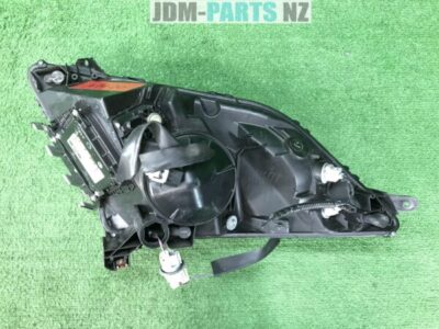 TOYOTA PRIUS NHW20 HID HEADLIGHT RIGHT