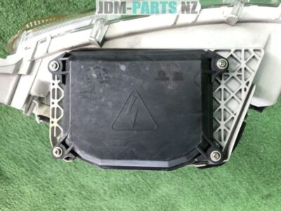 TOYOTA bB NCP30 HID HEADLIGHT RIGHT