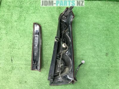 NISSAN NOTE E11 TAILLAMP / TAILLIGHT LEFT