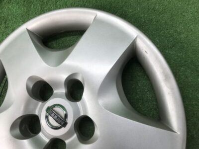 NISSAN 15inch WHEEL CAP / HUB CAP x1