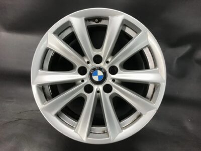 BMW 523i F10 F11 FACTORY ALLOY 17x8j +30 5x120 CB