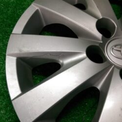 TOYOTA 16inch WHEEL CAP / HUB CAP x1
