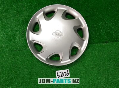 NISSAN 14inch WHEEL CAP / HUB CAP x1