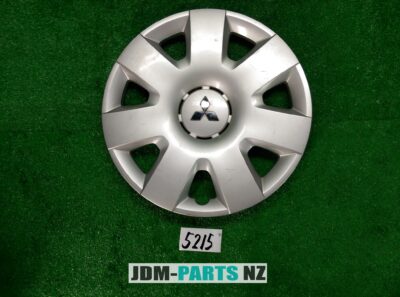 MITSUBISHI 16inch WHEEL CAP / HUB CAP x1