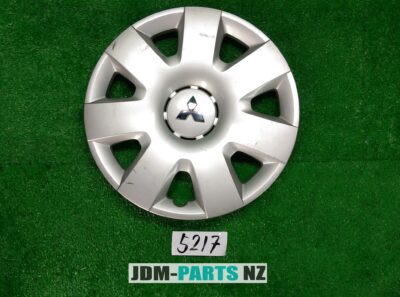 MITSUBISHI 16inch WHEEL CAP / HUB CAP x1