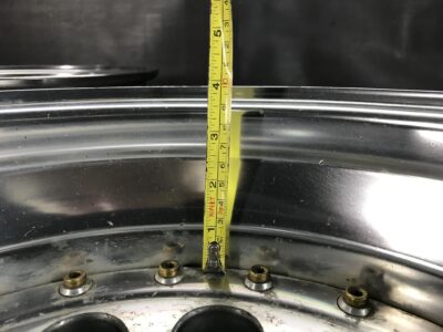 BRIDGESTONE BERG D Type 3 piece With Center Caps 15X8.5J -33 6x139.7 CB