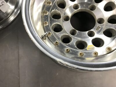 BRIDGESTONE BERG D Type 3 piece With Center Caps 15X8.5J -33 6x139.7 CB