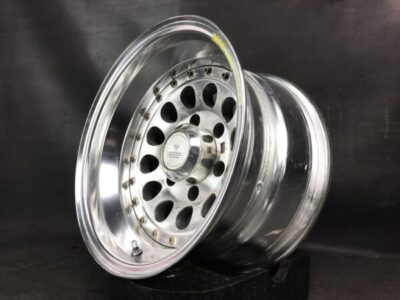 BRIDGESTONE BERG D Type 3 piece With Center Caps 15X8.5J -33 6x139.7 CB