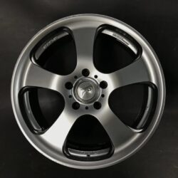 RAYS VERSUS COLLEZIONI STIVALE 17x7j +42 5x114.3 CB