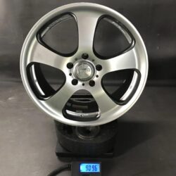 RAYS VERSUS COLLEZIONI STIVALE 17x7j +42 5x114.3 CB