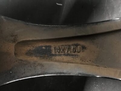 LOXARNY BYRON STINGER 18x7.5j +48 5x100 CB