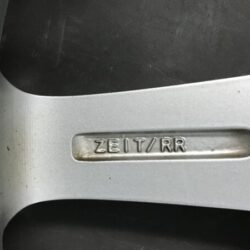 BRIDGESTONE BIM ZEIT version RR 17x7.5j +48 5x100 CB