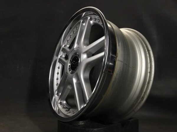 RIVERSIDE Lehrmeister Twin spoke 3 piece 18x8j +44 / 18x9j +42 5x114.3 CB