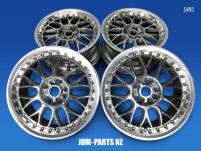 SSR VARDEN SPORTS SCHWARZ 3 piece DDC Lip 17x7.5j / 8.5j +42 5x114.3 CB