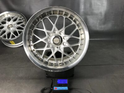 RAYS EINS KAHN 2 / Kahn II Light weight 17x9j +43 4x114.3 / 5x114.3 CB