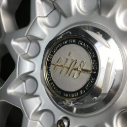 RAYS EINS KAHN 2 / Kahn II Light weight 17x9j +43 4x114.3 / 5x114.3 CB