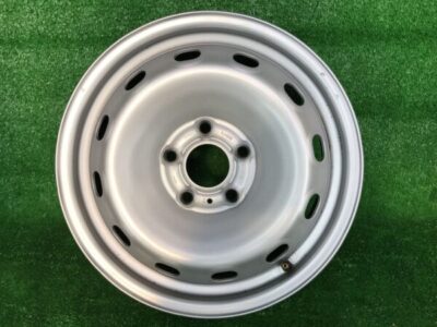 MAZDA Ute Non-Alloy steel wheels 16x6j +50 5x114.3 CB