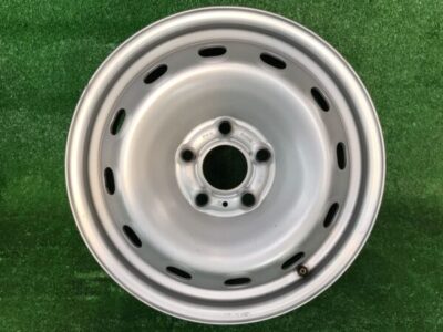 MAZDA Ute Non-Alloy steel wheels 16x6j +50 5x114.3 CB