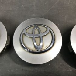 TOYOTA center caps for TOYOTA Prius Alpha ZVW41 x4 (1set)