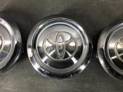 TOYOTA center caps for TOYOTA PRIUS ZVW30 x4 (1set)