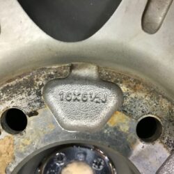 YOKOHAMA MILLOUS 16x6.5j +53 5x114.5 CB