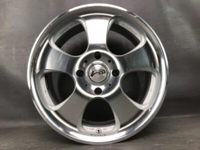 RAYS VERSUS STIVALE 16x7j +42 4x114.3 CB