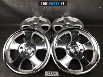 RAYS VERSUS STIVALE 16x7j +42 4x114.3 CB