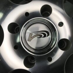 RAYS VERSUS STIVALE 16x7j +42 4x114.3 CB