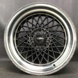 Pontiac Firebird  TRANS AM GTA WS6 MESH 16x8j +0 / +16 5x120.65 CB