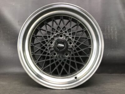 Pontiac Firebird TRANS AM GTA WS6 MESH 16x8j +0 / +16 5x120.65 CB