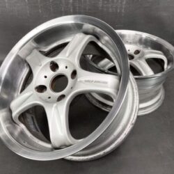 RAYS VOLK Gr.AV REVOLUTION FORGED  7.6Kg 16x8j +37 4x114.3 CB