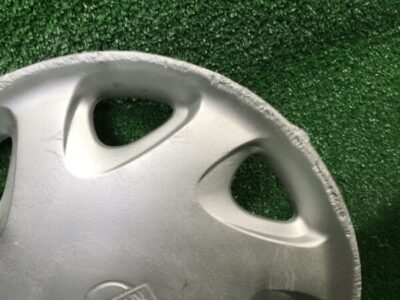 NISSAN 14inch WHEEL CAP / HUB CAP x1