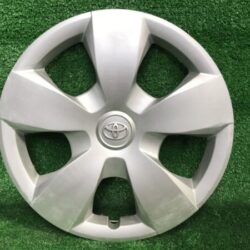 TOYOTA 16inch WHEEL CAP / HUB CAP x1