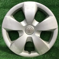 TOYOTA 16inch WHEEL CAP / HUB CAP x1