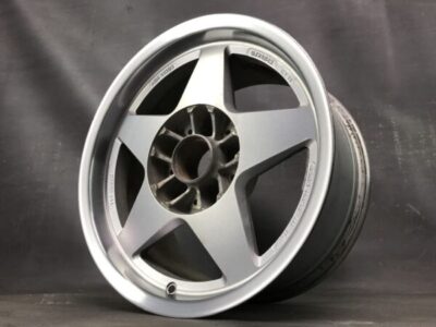 MOMO ITALY Five Star / 5 STAR / MOMO PENTA 16x8j +11 5x114.3 CB